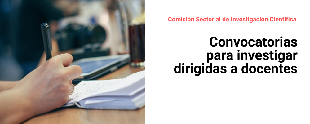 Imagen de persona frente a monitor de computadora y auriculares, de fondo se ve mapamundi. A la derecha texto sobre impreso: Comisión Sectorial de Investigación Científica. Convocatorias para investigar dirigidas a docentes